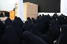 معهد القرآن الكريم النسوي يقيم مجلس عزاء بذكرى شهادة السيدة الزهراء (عليها السلام)