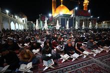 بمشاركة الزائرين.. العتبة العباسية المقدسة تحيي مراسم ليلة القدر الثالثة في سامراء