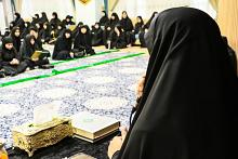 مركز الثقافة الأسرية يقدّم محاضرةً حول مخاطر تعلّق الأطفال بالأجهزة الإلكترونية
