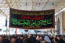 بدعم من قسم الشعائر.. أهالي كربلاء يُحيون اليوم السّابع لاستشهاد الإمام الحسين (عليه السّلام)