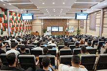 كلية الصيدلة بجامعة الكفيل تنظم محاضرة علمية عن مواد الأفيونات واستخداماتها