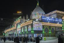 بالصور.. أجواء ليلة الجمعة عند مقام الإمام المهدي (عجّل الله فرجه)