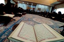 معهد القرآن النسوي ينظم محفلًا قرآنيًّا بمناسبة حلول شهر محرم الحرام