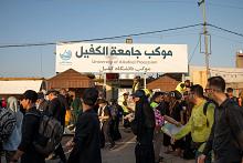 موكب جامعة الكفيل يواصل تقديم خدماته لزائري الأربعين