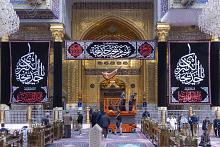 العتبة العباسية المقدسة تنشر لافتات السواد بذكرى وفاة السيدة خديجة الكبرى (عليها السلام)
