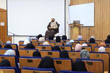 قسم الشؤون الدينية يعقد جلسة حوارية مع طلبة جامعة العميد