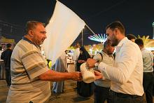 عبر موكبه الخدمي.. المجمع العلمي يقدّم خدمات متنوّعة لزائري مدينة النجف بمناسبة عيد الغدير