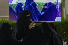 فعاليات اليوم الأوّل من مسابقة (بصائر العلم) تشهد تفاعلاً معرفياً بين المشاركات