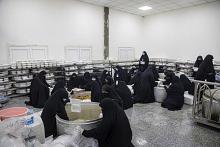 بمشاركة أكثر من ألف متطوعة.. مجمع أبي الفضل العباس (عليه السلام) يقدم خدماته لزائرات الأربعين