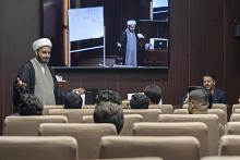 قسم الشؤون الفكرية يقدم محاضرات دينية وثقافية لوفد شبابي من ذي قار