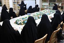 شعبة فاطمة بنت أسد تعقد اجتماعًا لمناقشة استعداداتها الخاصة بزيارة الأربعين