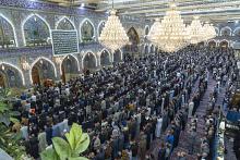 المؤمنون يحيون صلاة عيد الفطر المبارك في صحن مرقد أبي الفضل العباس (عليه السلام)