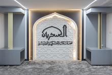 متحف الكفيل يواصل أعمال تركيب عارضات مقتنيات متحف العتبة العسكرية المقدسة