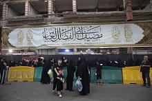 في السادس عشر من صفر.. قسم المضيف يقدّم وجبات الطعام لزائري الأربعين عَبرَ ثلاثة منافذ رئيسة