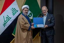 تكريم المشاركين في مؤتمر العميد العلمي العالمي السابع