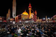 بالصور.. جموع الزائرين تحيي ليلة 20 من شهر رمضان عند مرقد أمير المؤمنين (عليه السلام)