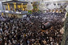 ملامح الحزن تخيم على وجوه المعزِّين برحيل المرجع الفيَّاض (رضوان الله عليه)
