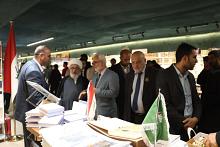 رئيس ديوان الوقف الشيعيّ يطّلع على جناح العتبة العباسية في معرض كربلاء الدولي للكتاب