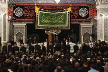 أهالي كربلاء يحيون ذكرى شهادة الإمام الصادق (عليه السلام) في مدينة الكاظمية