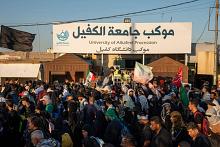  موكب جامعة الكفيل يواصل تقديم خدماته لزائري الأربعين في النجف الأشرف