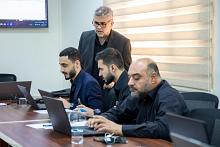 قسم التطوير ينظم دورة تدريبية حول الأهداف التربوية لملاكاته التدريسية