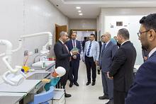 وزارة التعليم العالي تشيد بالتقنيات الحديثة المتوفرة بجامعة الكفيل