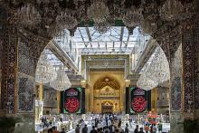 قسم رعاية الصحن ينشر لافتات الحزن بذكرى شهادة الإمام جعفر الصادق (عليه السلام)