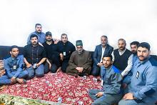 الأمين العام للعتبة العباسية المقدسة يشارك منتسبي قسم الشؤون الخدمية وجبة الإفطار