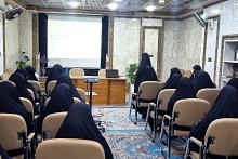 شعبة التوجيه الديني النسوي تقدم محاضرة تربوية لعدد من الطالبات