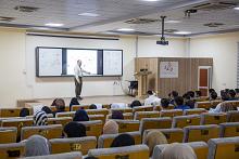 جامعة العميد: تحديث المناهج الدراسية الطبية بشكل مستمر لمواكبة نظم التعليم العالمية