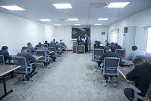أكاديمية التطوير الإداري تُجري الاختبارات النهائية لطلبتها