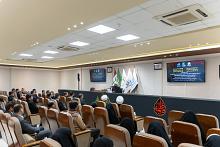 جامعة الكفيل تقيم مجلس عزاء لإحياء ذكرى استشهاد السيدة الزهراء (عليها السلام)