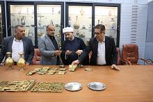 متحف الكفيل يسلم الوجبة السادسة من القطع المتحفية الخاصة بالعتبة الكاظمية المقدسة
