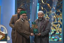 الأمين العام للعتبة العباسية المقدسة يكرم الفائزين من فئة الكبار بجائزة العميد لتلاوة القرآن الكريم