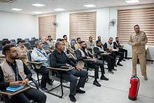 جامعة الكفيل تنظّم دورة عن أساسيات الدفاع المدني لملاكاتها
