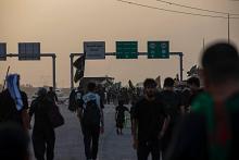 الطريق إلى الجنة.. مسيرةُ زائري الأربعين تصل منطقة البطحاء آخر أقضية ذي قار