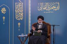 أستاذ الحوزة العلمية العلّامة السيد أحمد الصافي يُلقي المحاضرة العلمية الأولى في شرح دعاء أبي حمزة الثمالي