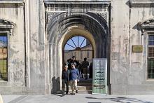 قسم الشؤون الفكرية يقيم معرضًا للمخطوطات في بغداد بالتعاون مع البيت الثقافي البغدادي