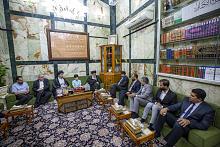 السيّدُ الصافي يلتقي بكادر مسرحيّة (سنان البطل الخارق) ويحثّهم على مواصلة الأعمال التي ترتقي بمستوى ثقافة الطفل