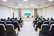 شعبة التوجيه الديني النسوي تقيم دورة للنساء عن مناسك الحج