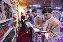وفد أكاديمي من جامعة البصرة يطلع على نتاجات قسم المعارف التراثية
