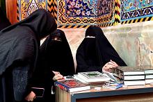 شعبة التوجيه الديني النسوي تستقبل أعدادًا كبيرة من الزائرات خلال زيارة الأربعين