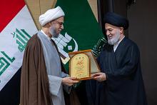 السيد الصافي يكرّم الباحثين المشاركين في الندوة العلمية الخاصة بذكرى رحيل السيد محمد هادي الميلاني