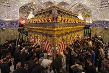 بالصور.. جموع المعزّين تحيي ليلة ذكرى شهادة النبي الأكرم (صلى الله عليه وآله) في كربلاء المقدسة