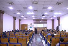 جامعة العميد تقيم دورة تدريبية عن دور المفارز الطبية في زيارة الأربعين