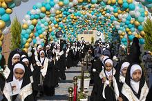 إيذانًا ببدء فعاليات حفل التكليف المركزي.. انطلاق مسير التلميذات في مجمع أبي الفضل العباس (عليه السلام)
