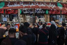في ذروة الزيارة.. ملاكات شعبة السادة الخدم تضاعف خدماتها لزائري أربعين الإمام الحسين (عليه السلام)