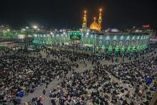 جموع الزائرين تُحيي ليلة الجمعة الأولى من شهر رمضان المبارك في كربلاء