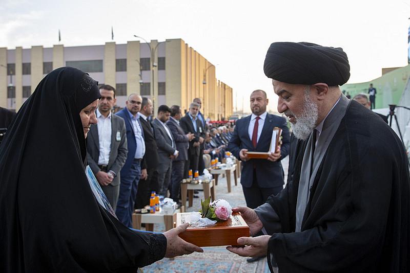 فعاليات الفترة المسائية لحفل التخرج المركزي تشهد تكريم عدد من عوائل الشهداء