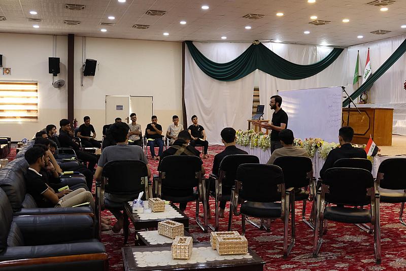 في مجمع الشيخ الكليني (قدس سره).. إقامة ورشة لطلبة الجامعات حول التضليل الإعلامي